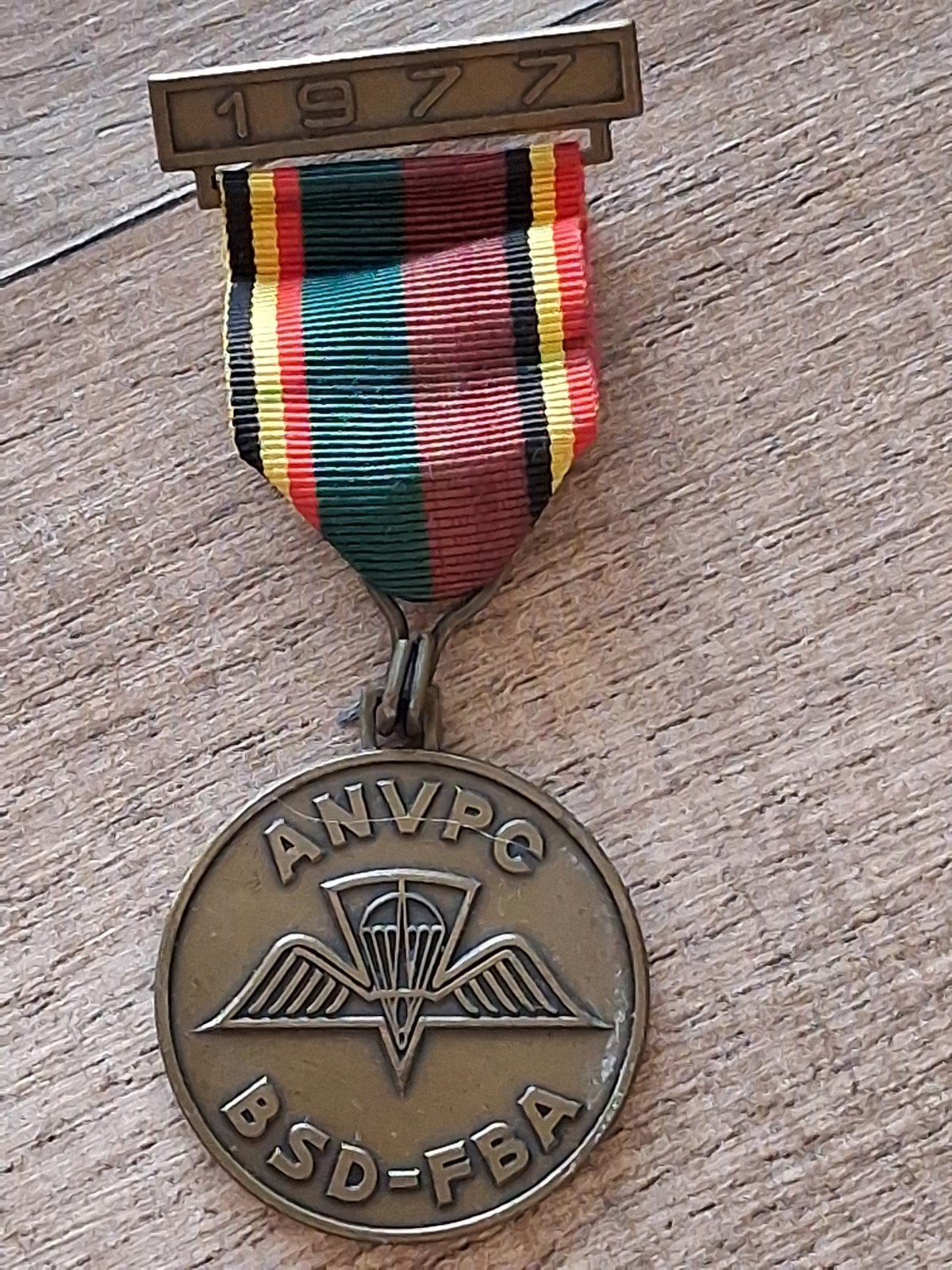 Medaille para commando, Verzamelen, Verzenden