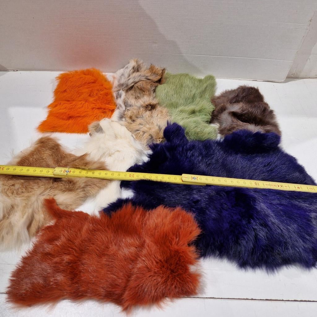 Set van 8 rabbit skin fur , verschillende kleurtinten  nieuw, Watersport en Boten, Hengelsport | Vliegvissen, Ophalen of Verzenden