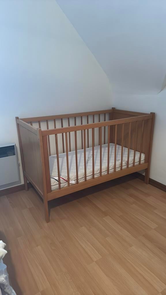 Lit cage enfant avec matelas, Enlèvement, Comme neuf