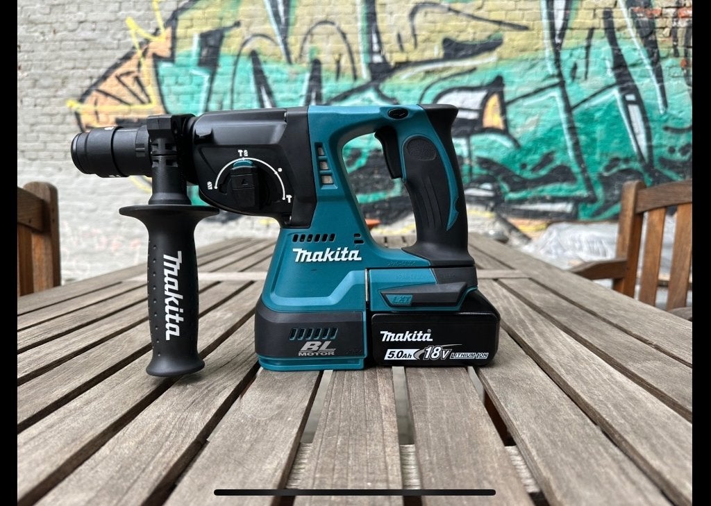 Makita, Bricolage & Construction, Outillage | Foreuses, Comme neuf, Autres types, Mécanisme de percussion, Enlèvement