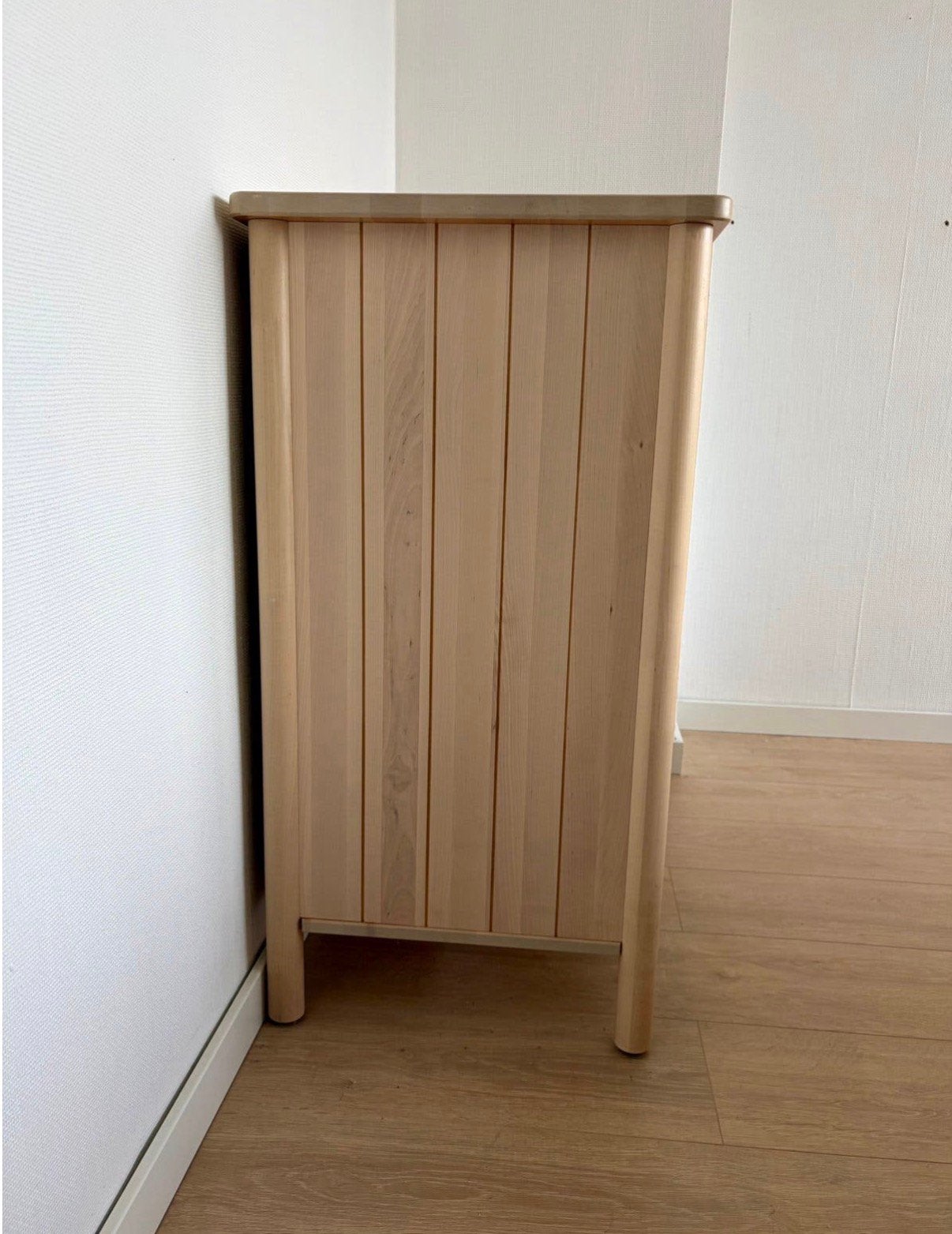 magnifique commode BJÖRKSNÄS d’IKEA en bois de bouleau., Maison & Meubles, 25 à 50 cm, 5 tiroirs ou plus, Moins de 100 cm, Comme neuf