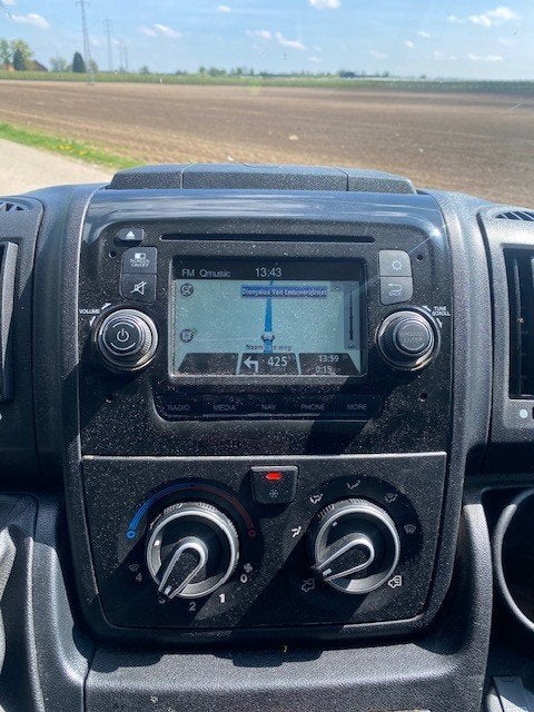 Peugeot Boxer 2000CC HDI Gps ,Camera +Airco, Euro 6, Apple Carplay, Bedrijf, Diesel