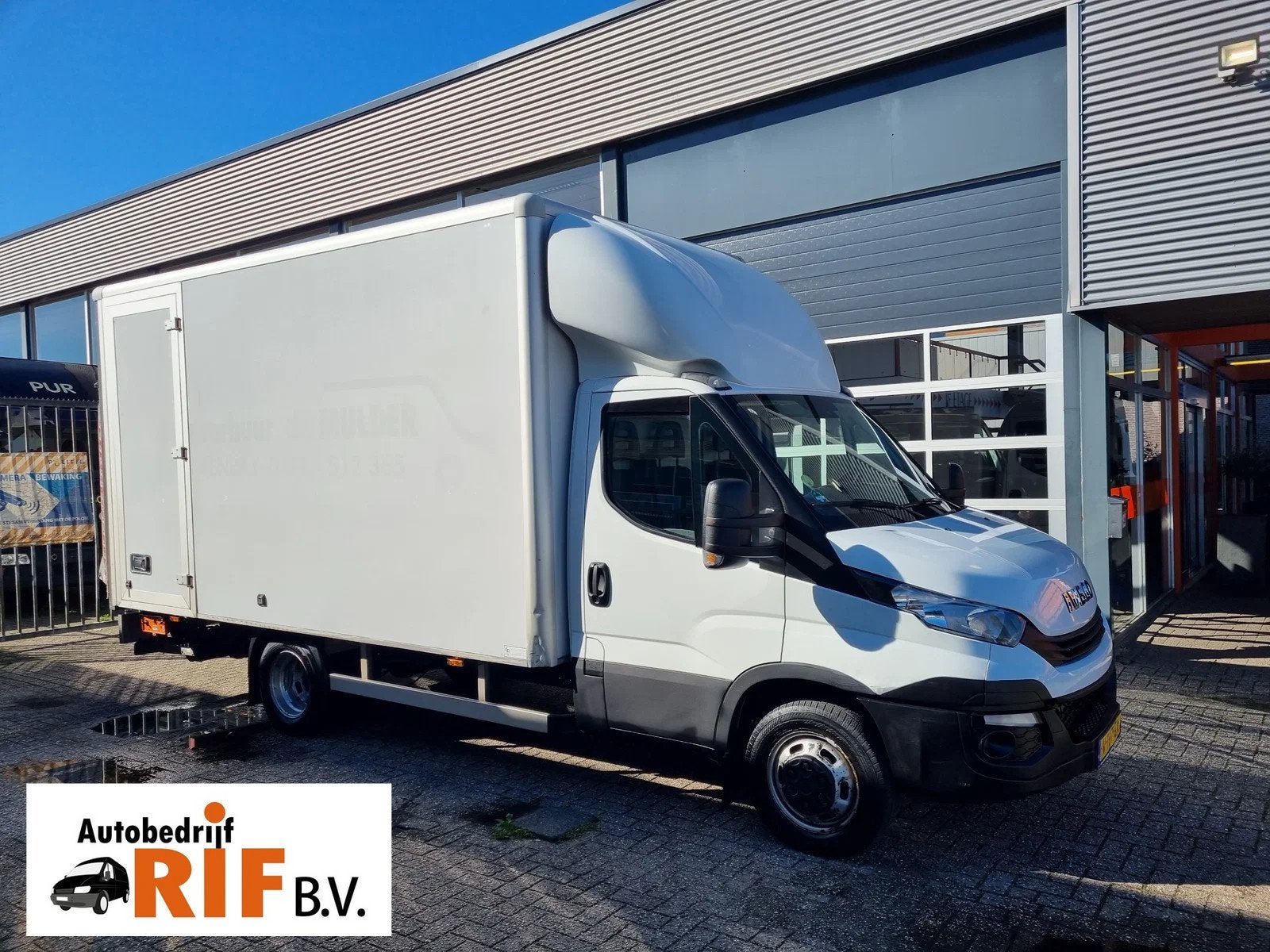 Iveco Daily 35C14 Bakwagen Laadklep 21m3 N1 Euro 6, Auto's, 100 kW, Achterwielaandrijving, Gebruikt, Euro 6