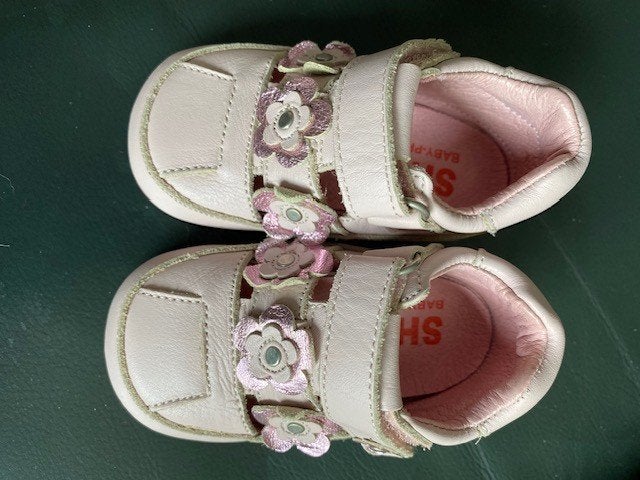 NIEUWE Zachtroze kinderschoenen maat 18, Schoentjes, Meisje, Nieuw, Ophalen of Verzenden