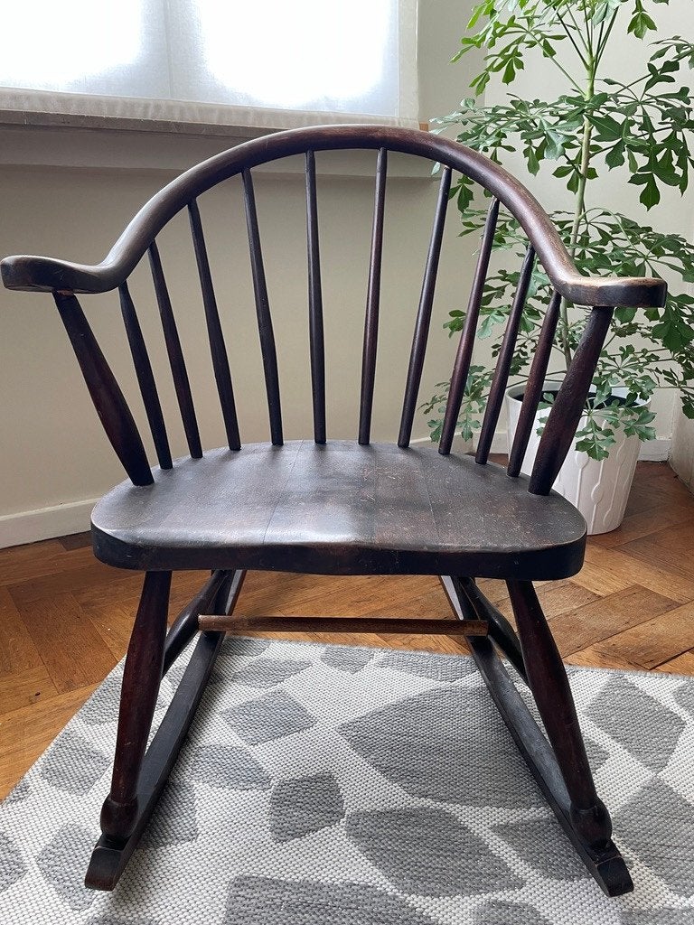 Fauteuil à bascule ancien pour enfant, Antiquités & Art, Enlèvement