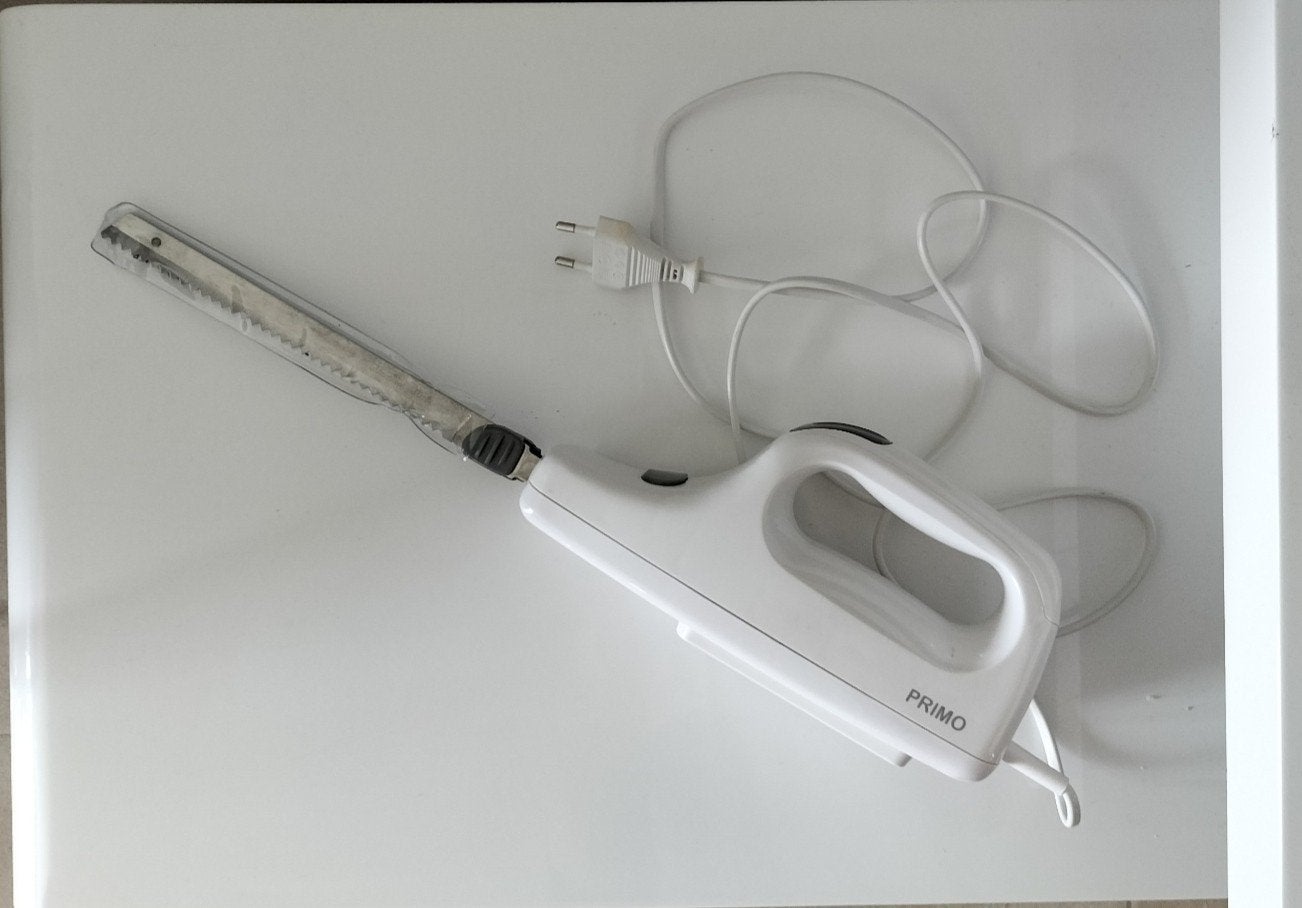 découpeuse à pain électrique et aiguiseur de couteaux, Enlèvement ou Envoi, Neuf, Autres marques, Couteau à découper