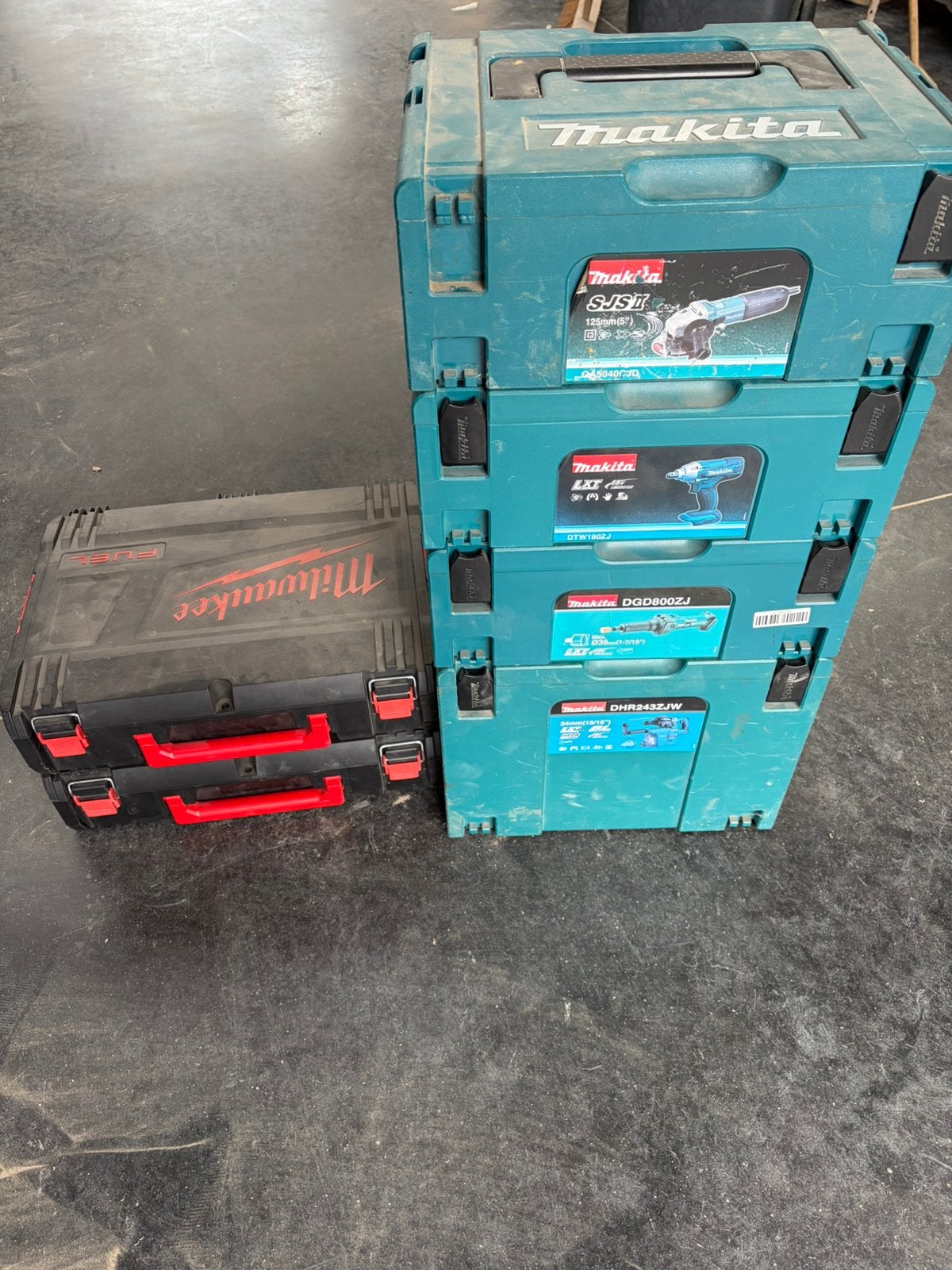 Werkkoffer Makita/Milwaukee, Doe-het-zelf en Bouw, Gereedschapskisten, Ophalen, Zo goed als nieuw