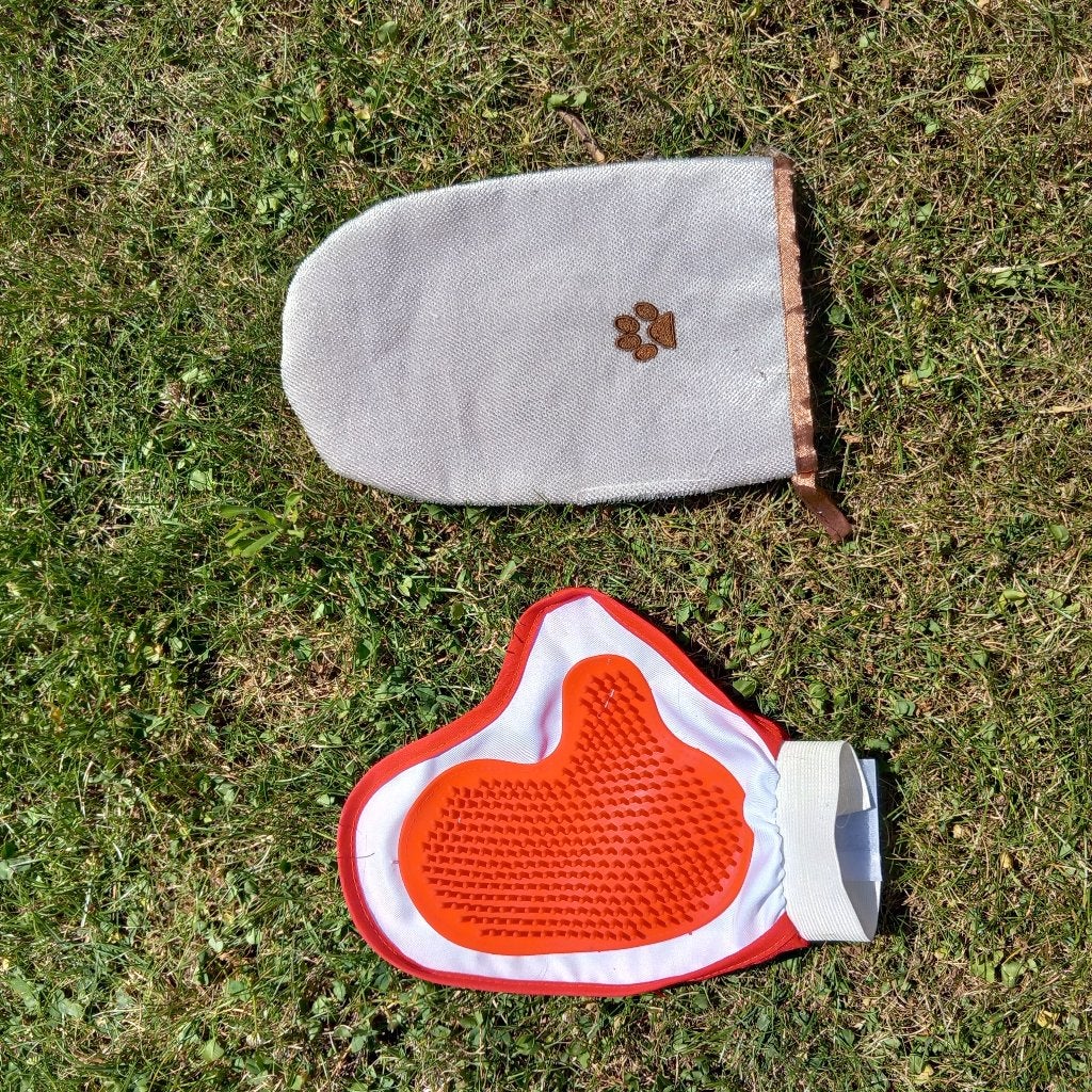 Gants de toilettage, Enlèvement, Utilisé