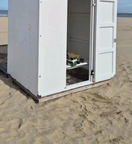 Cabine de plage à vendre