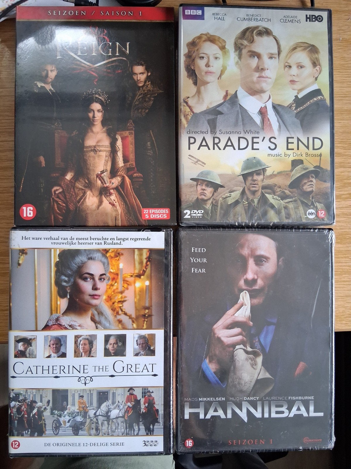 4 dvd-boxen met internationale tv-series nog nieuw!, Seizoen 1, Nederlands, Drama, Ophalen of Verzenden