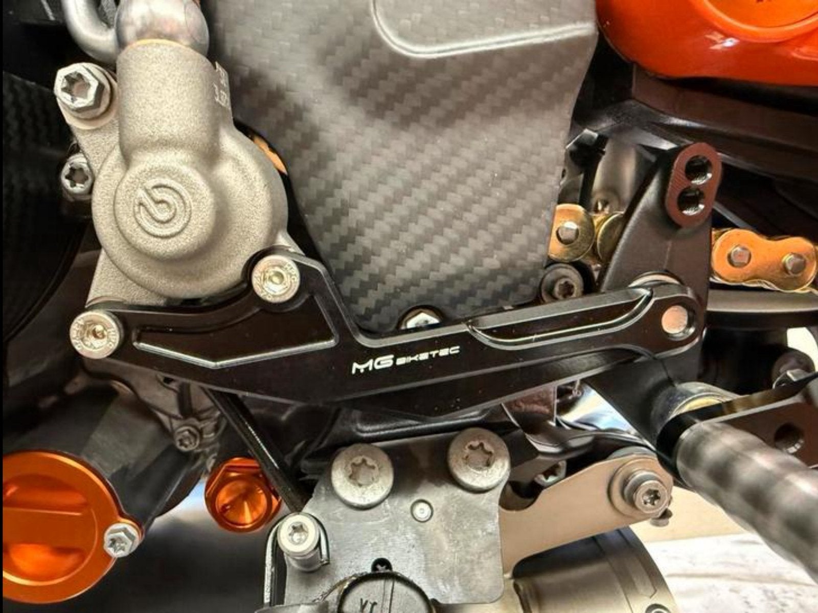 Support KTM Superduke 1290/1390 MG-Biketech Shift NOUVEAU !, Enlèvement ou Envoi, Comme neuf