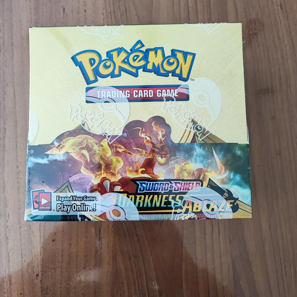 Booster box  darkness ablaze, Ophalen of Verzenden, Booster