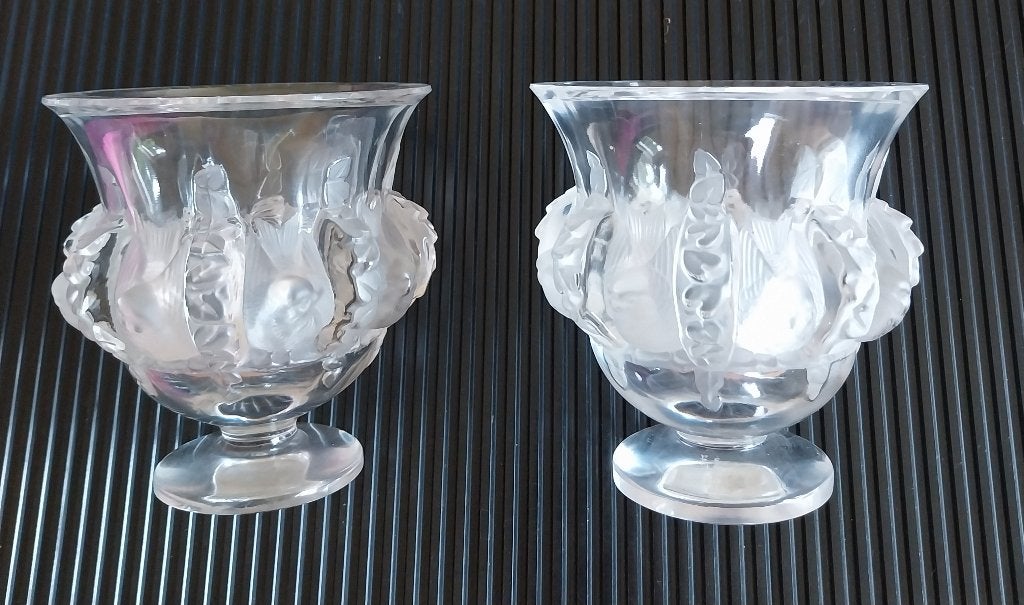 2 Petits vases cristal LALIQUE, Antiquités & Art, Enlèvement ou Envoi