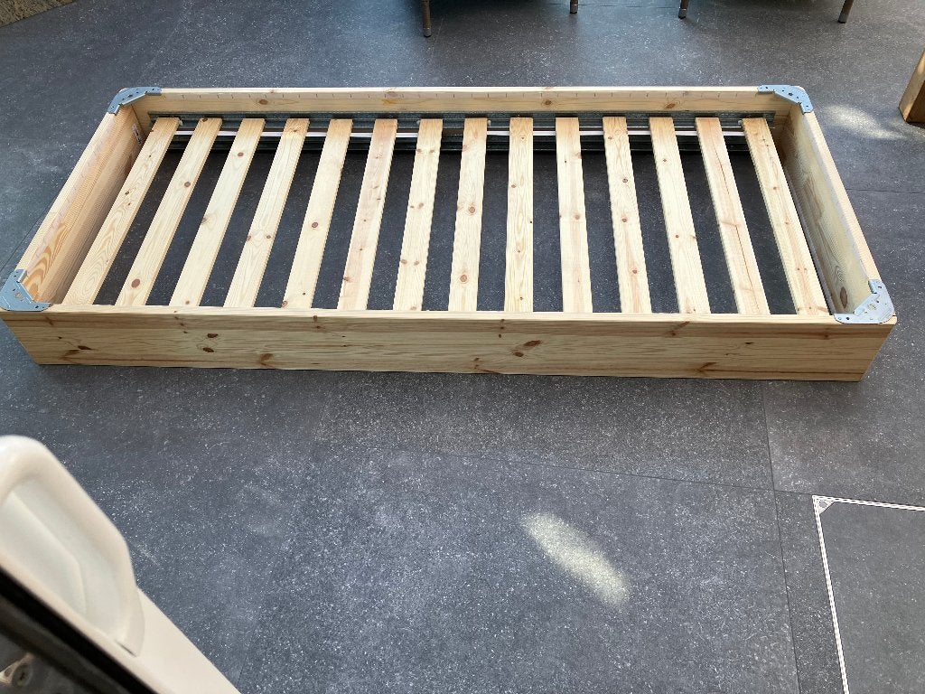 Matrasbodem + matras, Huis en Inrichting, Ophalen, Gebruikt, 90 cm, Eenpersoons