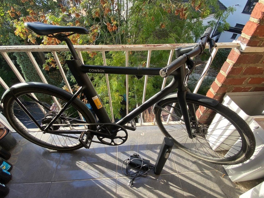 Cowboy V2 moet worden gerepareerd - batterij + oplader OK, Fietsen en Brommers, Ophalen, Gebruikt, 55 tot 59 cm, 30 tot 50 km per accu