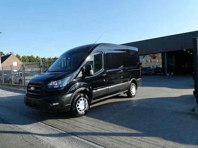 Ford Transit 2T L2- H2 2.0 TDCi 136pk Automaat 3pl Trend, Autos, Camionnettes & Utilitaires, 94 kW, Achat, Euro 6, 3 places