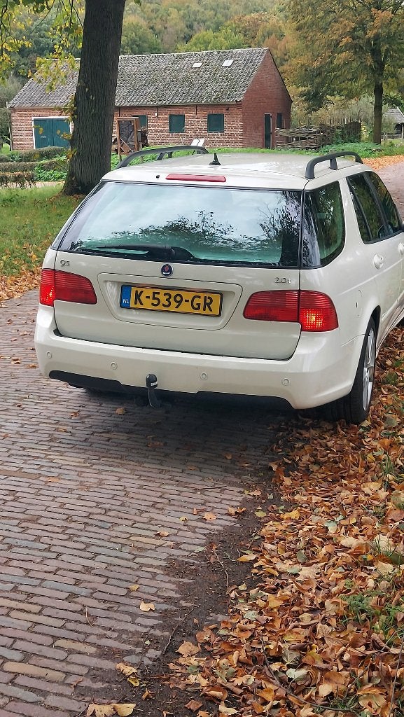 Saab 95 Sport Break 2.0 T, Autos, 1800 kg, Autre, Entretenue par le concessionnaire, 5 portes