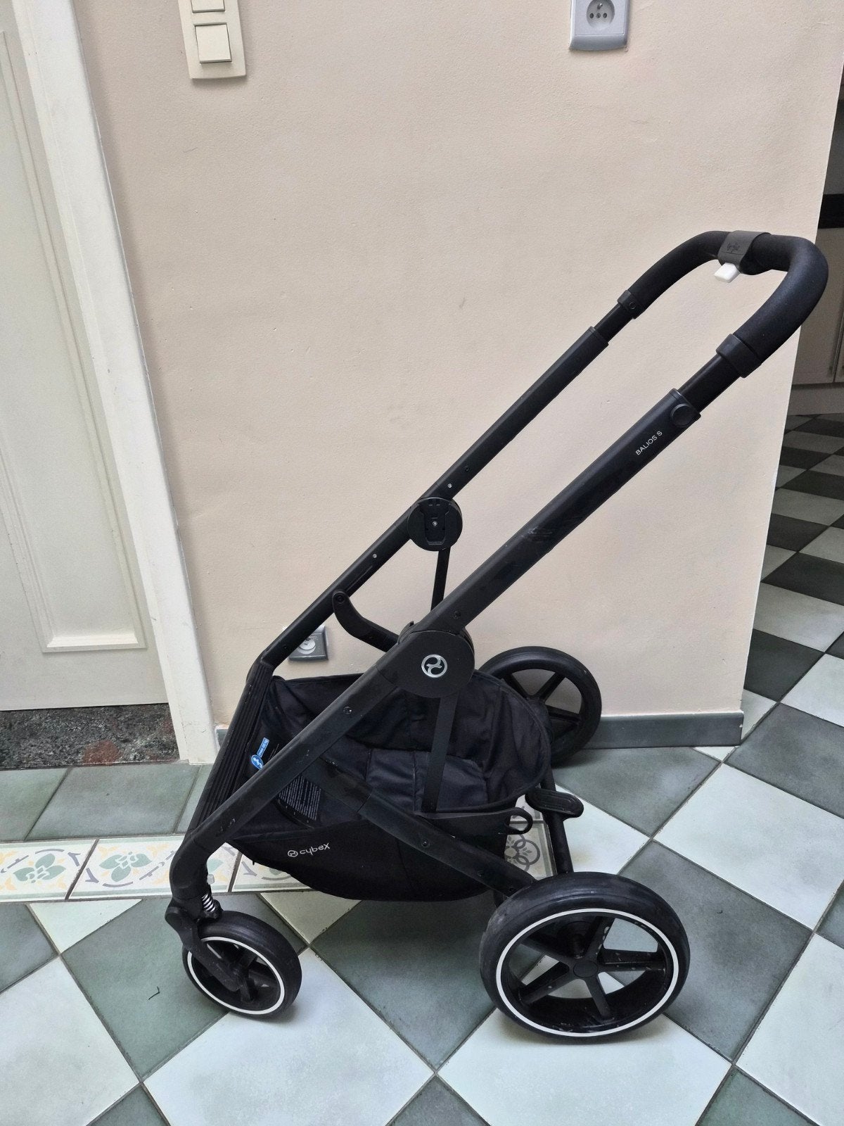 Buggy Cybex balios S 2in1, Enfants & Bébés, Enlèvement