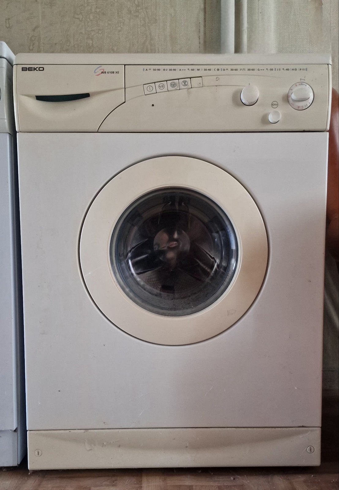 Lave ligne BEKO 800 Tr/min, 4 à 6 kg, Chargeur frontal, Enlèvement, Utilisé