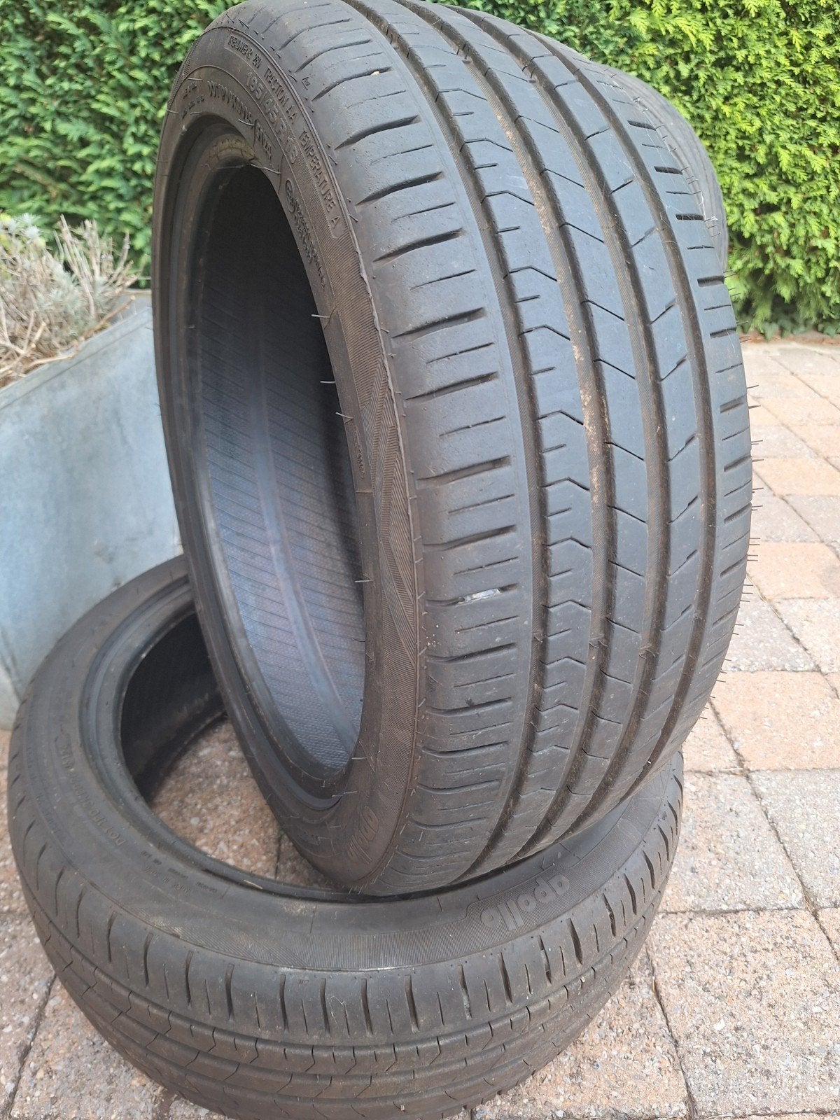 195/45 R16 84V, Enlèvement, Utilisé