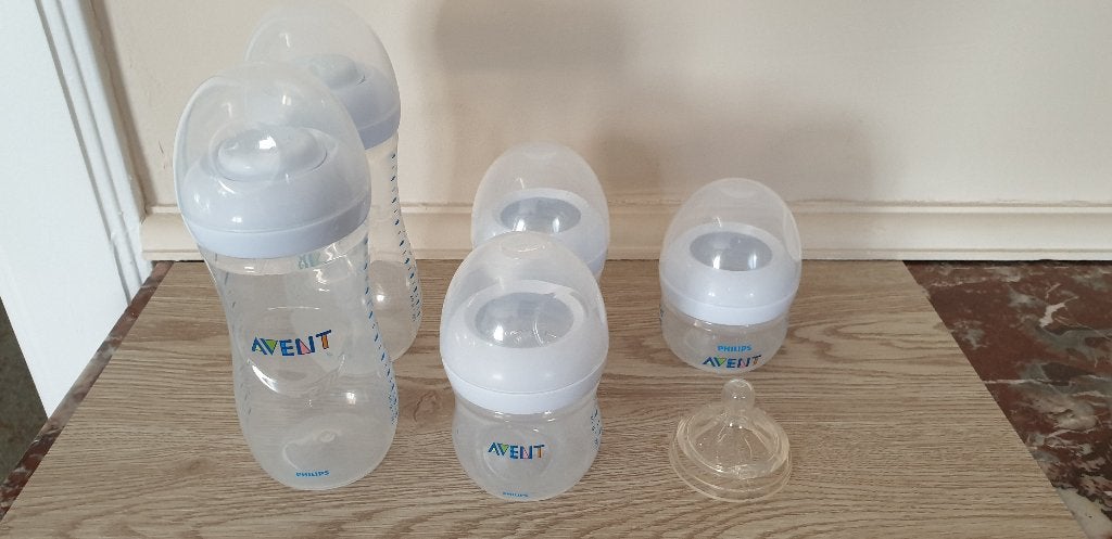 5 Biberons Avent 3 modèles + accessoires, Enlèvement ou Envoi, Utilisé, Biberon