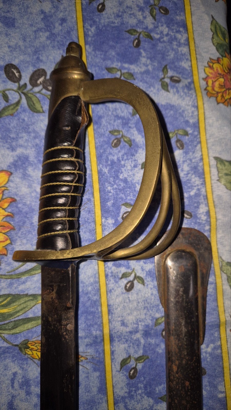 Sabre de cavalerie légère Modèle 1822 - Daté 1889 (Troisième, Enlèvement ou Envoi