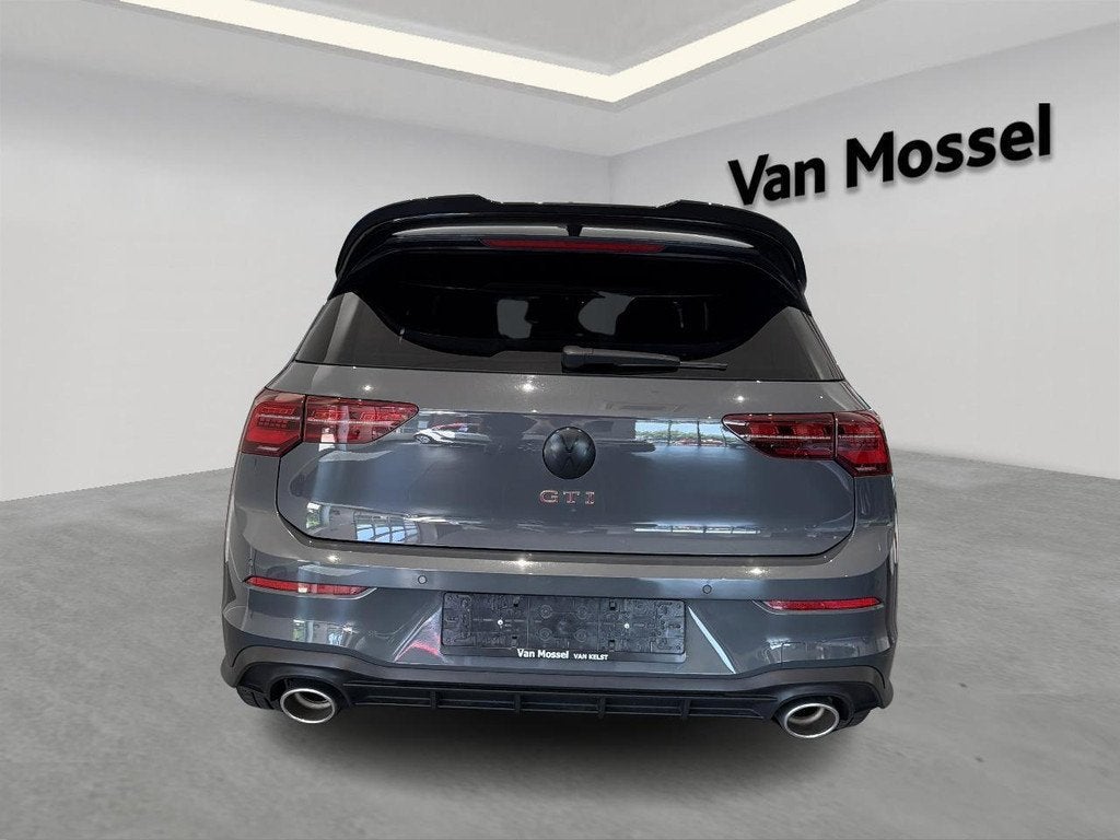 Volkswagen Golf VIII GTI Clubsport 2.0 TSI 221kW DSG, Auto's, Stof, Gebruikt, Zwart, 5 zetels
