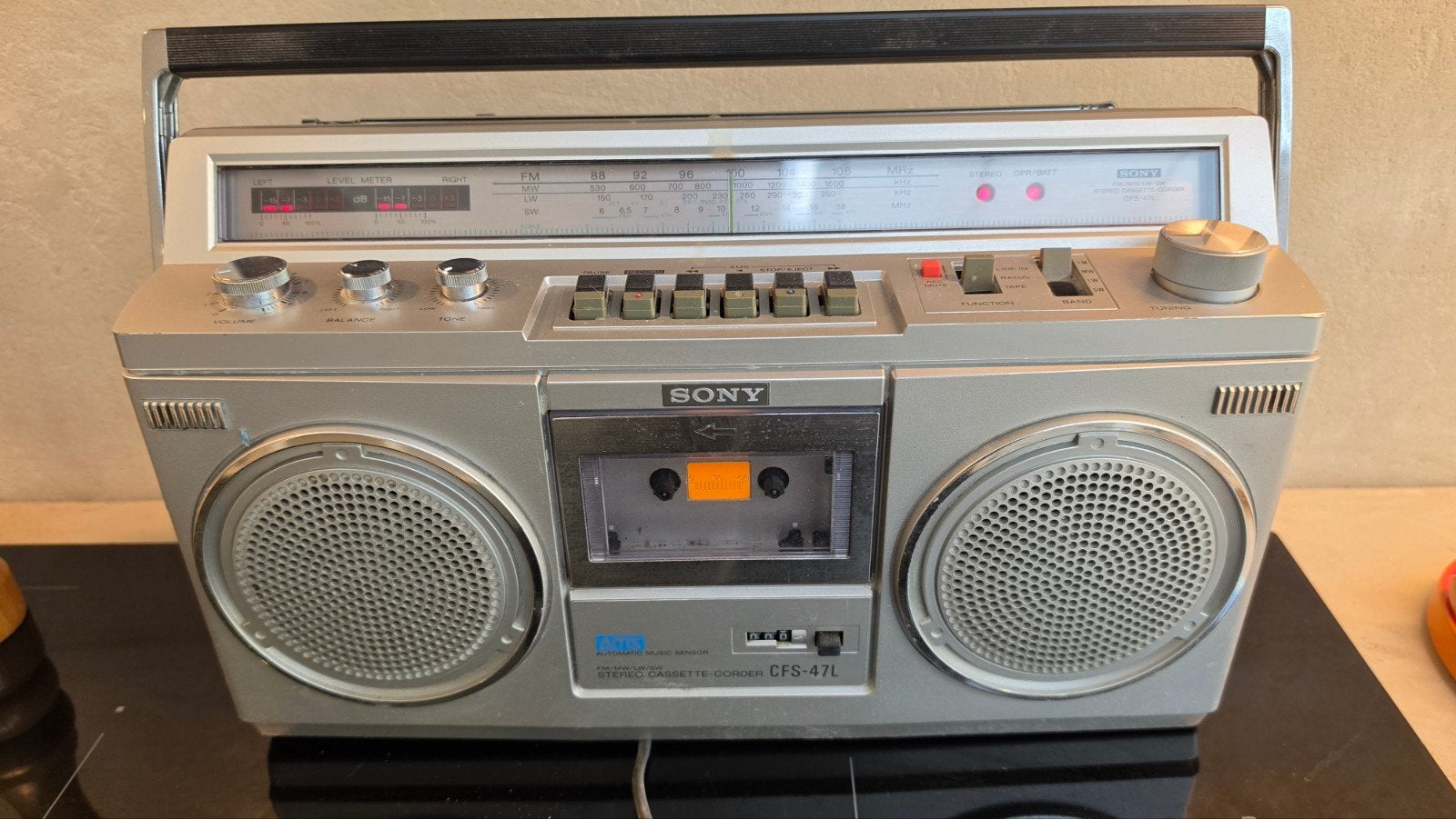 radio cassette SONY CFS-47L, Enlèvement, Utilisé, Radio