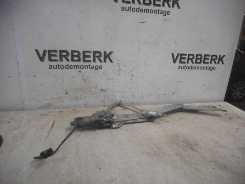 RAAMMECHANIEK ELEK RECHTS VOOR Opel Astra F (53B), Gebruikt, Brose SE, Opel, Info@brose.com