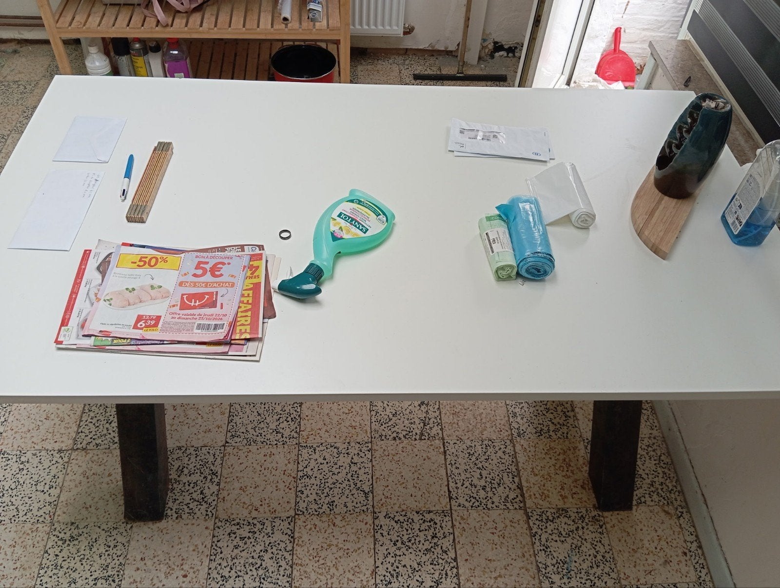 table et chaises en Lot, Enlèvement