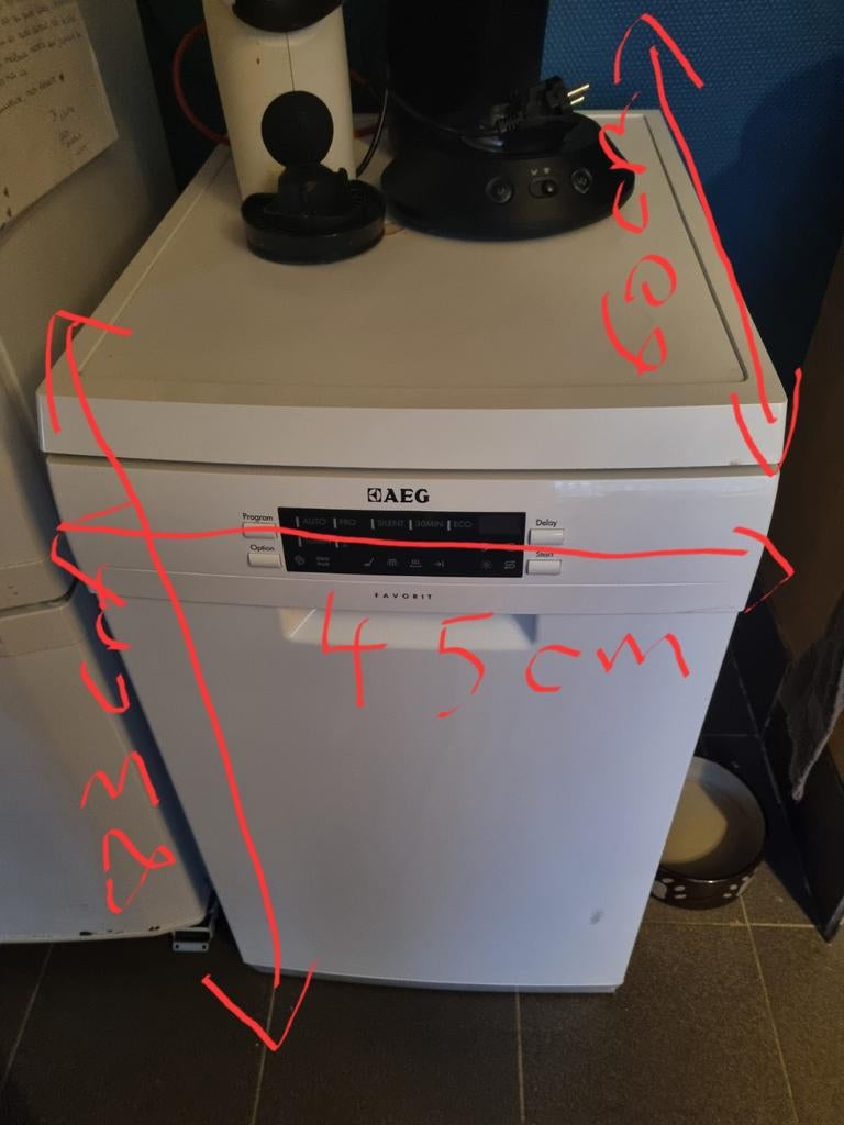 Afwasmachine met 12 plaatsen, Ophalen