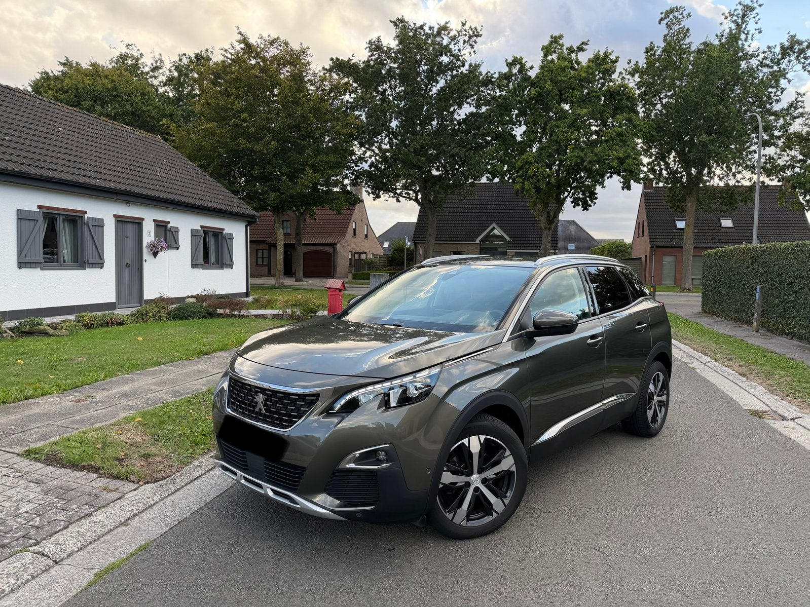 Peugeot 3008 Automatique COMPLÈTE, Argent ou Gris, Achat, Euro 6, Entretenue par le concessionnaire