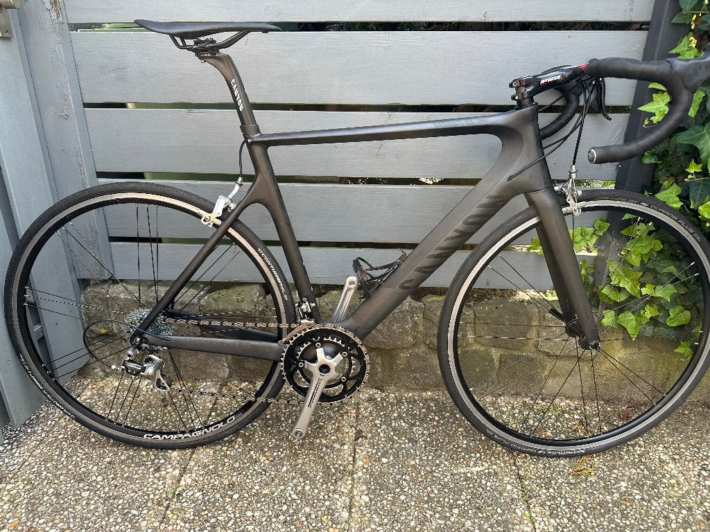 Vélo de route en carbone CANYON AEROAD C.F F10. 55cm, Vélos & Vélomoteurs, Frein sur jante, Enlèvement ou Envoi, 28 pouces, 15 à 20 vitesses