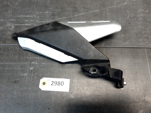 CBR600RR 2003 - 2004 Honda Cover Cover over demper D1-60626, Motoren