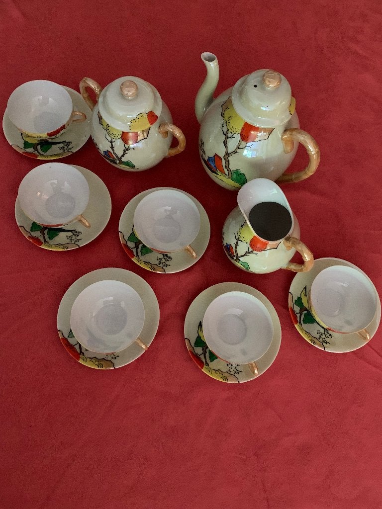 Service à thé ou à café japonais ancien, Enlèvement