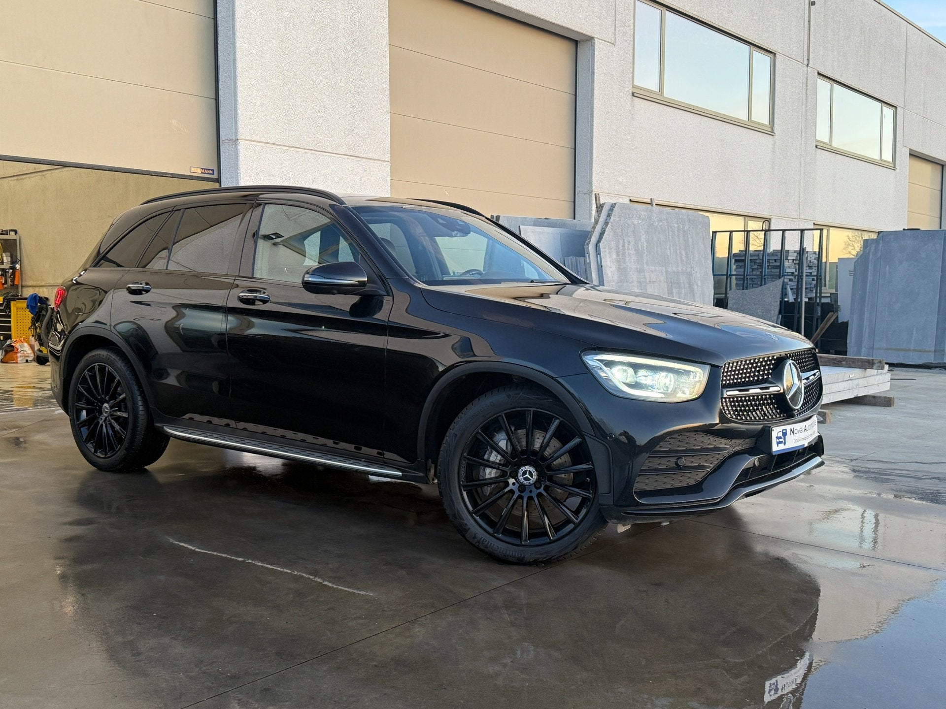 Mercedes GLC 300d 4MATIC AMG Line, Pano, Burmester 360 FULL, Automaat, 245 pk, Gebruikt, Zwart
