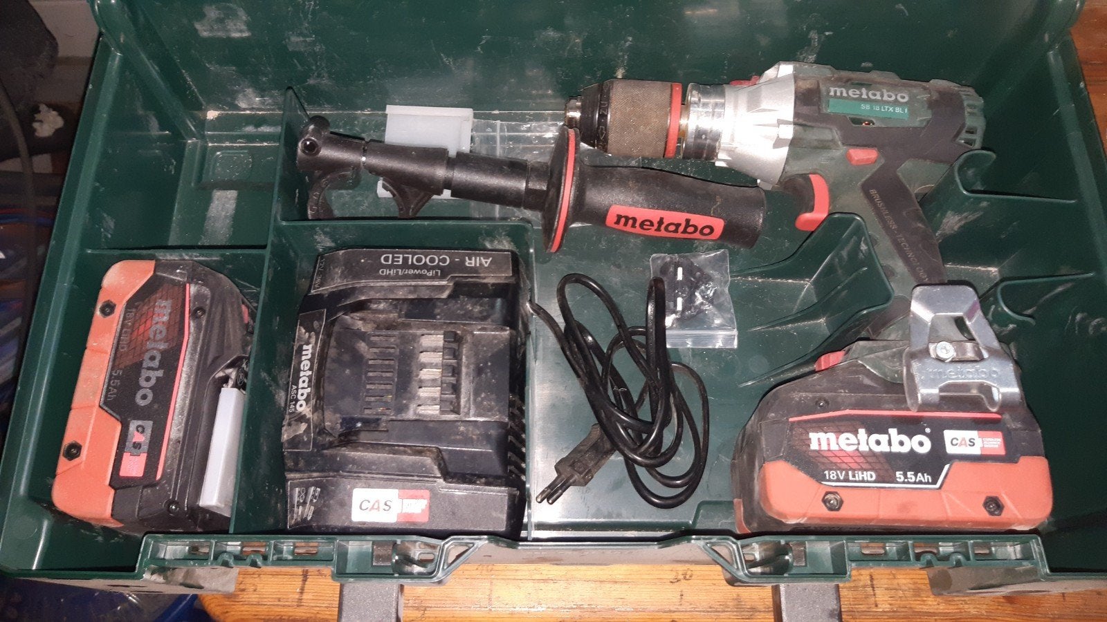 Metabo accu klopboormachine, Doe-het-zelf en Bouw, Ophalen, Zo goed als nieuw, Boor- en Schroefmachine, Variabele snelheid