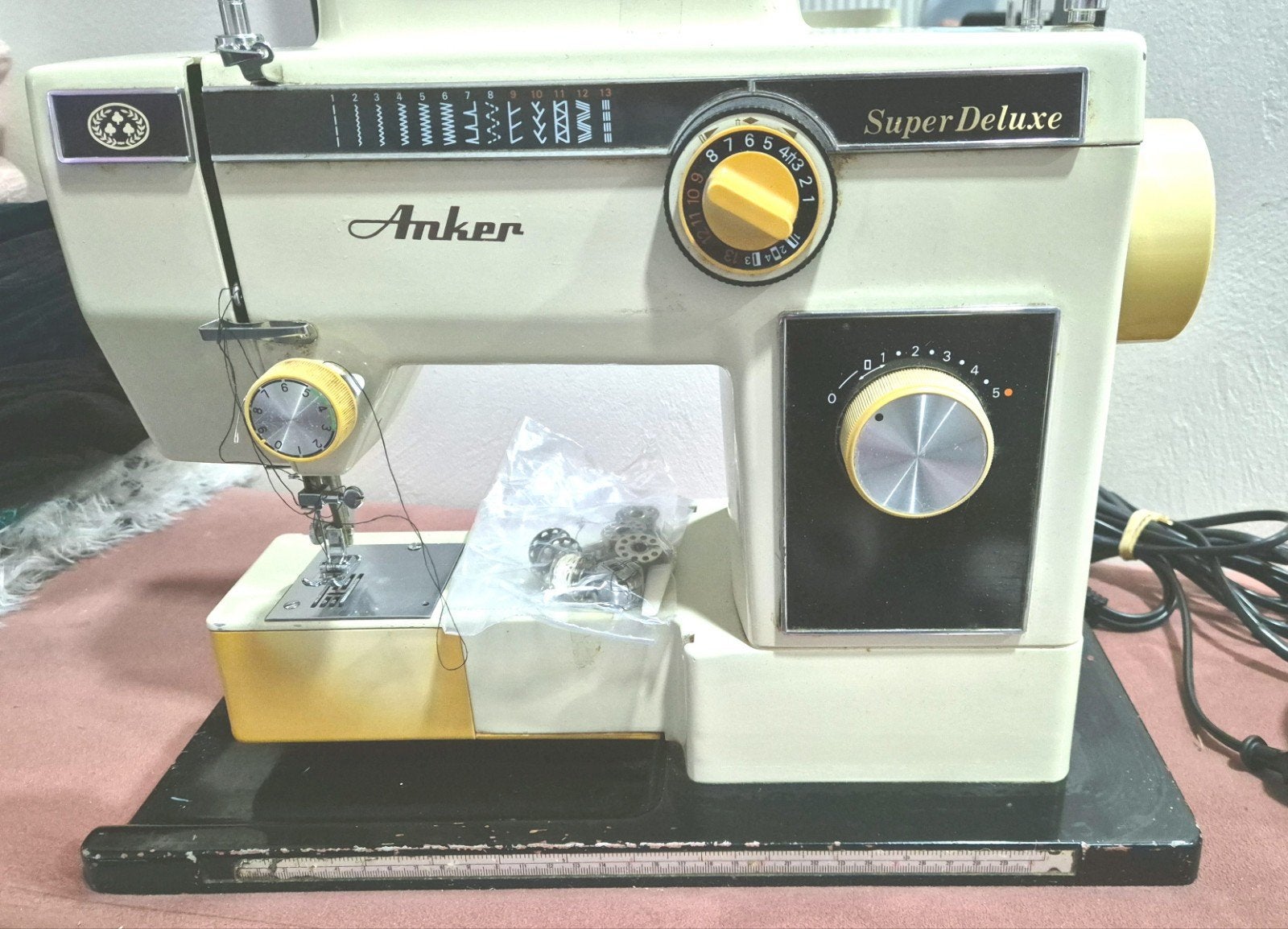 Naaimachine, Ophalen of Verzenden, Zo goed als nieuw, Naaimachine