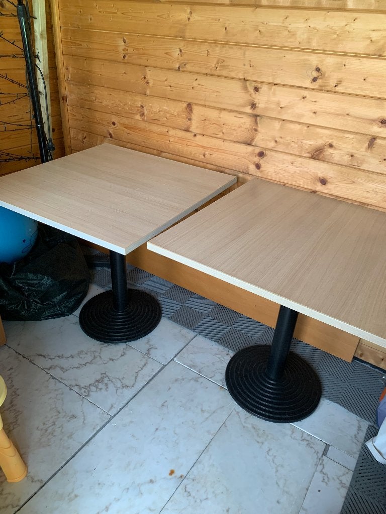 Table de bistrot, Carré, Enlèvement, Utilisé, Métal ou Aluminium