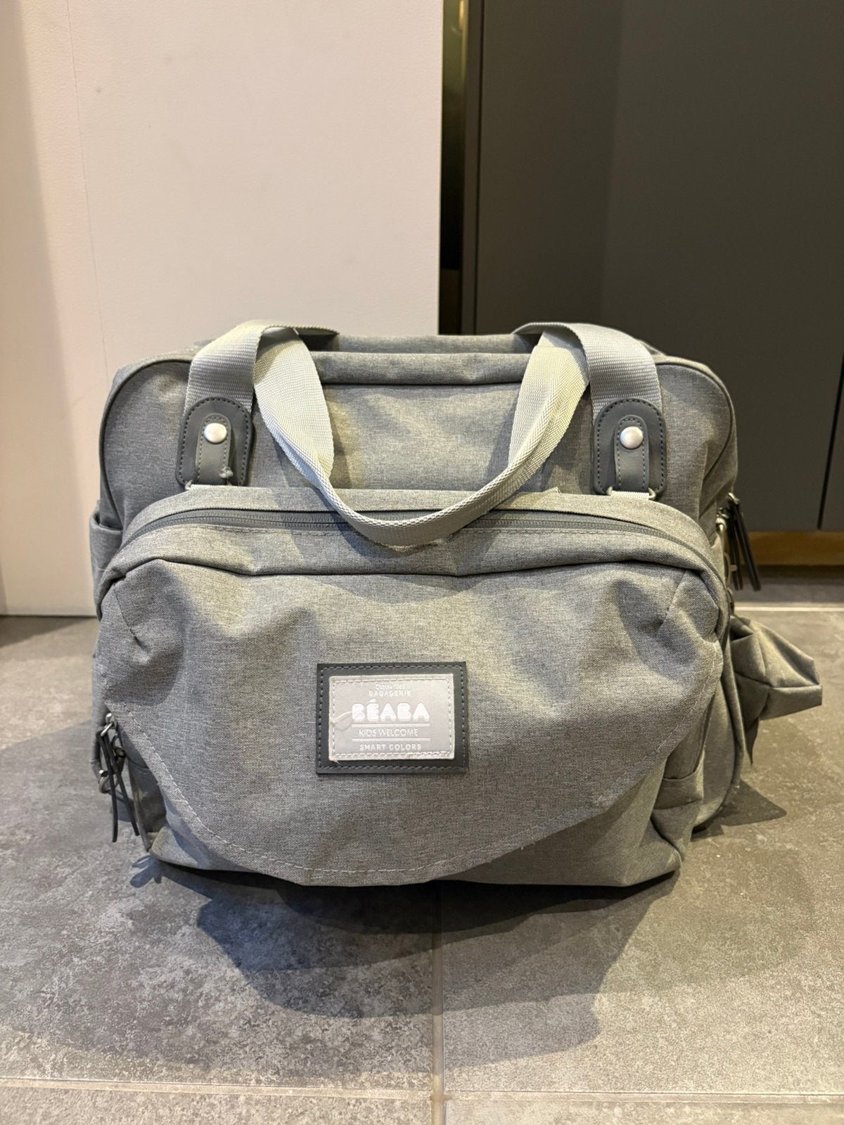 Sac d'allaitement Beaba, Enfants & Bébés, Enlèvement ou Envoi, Comme neuf, Poches supplémentaires, Autres marques