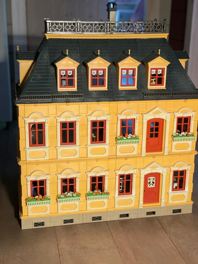 Groot playmobielhuismet alle meubels en toebehoren, Verzamelen, Poppenhuizen en Toebehoren, Ophalen, Zo goed als nieuw