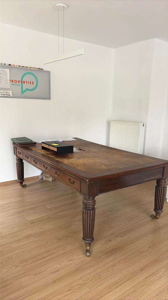 Prachtig bureel, Huis en Inrichting, Ophalen, Met lades, Zo goed als nieuw
