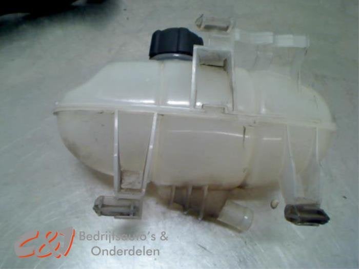Réservoir d'expansion d'un Nissan NV300, -, 3 mois de garantie, Utilisé, -