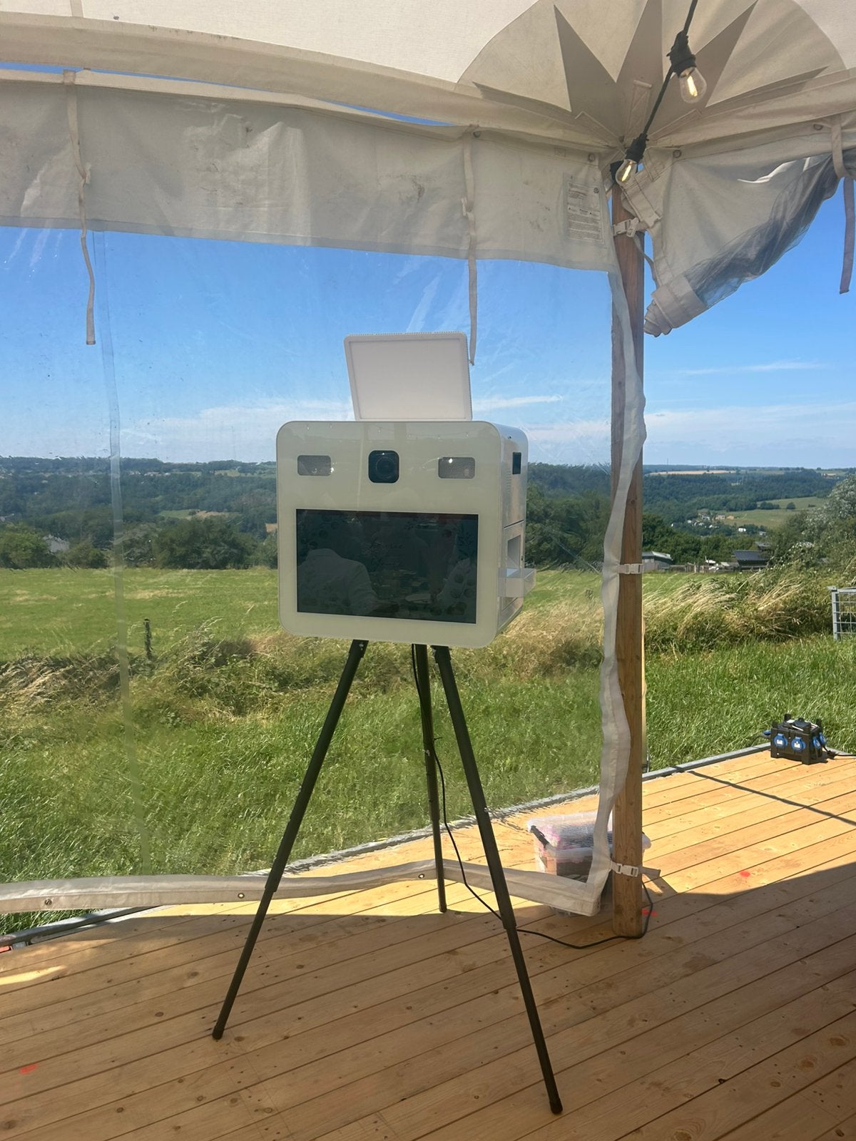Verhuur van fotohokjes, Hobby en Vrije tijd, Feestartikelen | Verhuur, Zo goed als nieuw, Ophalen