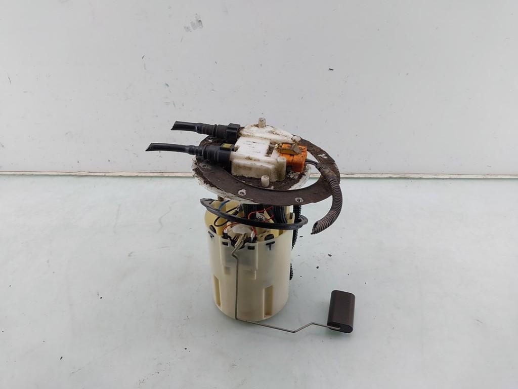 BRANDSTOFPOMP ELECT. Fiat Fiorino (225) (|51831894|), Robert Bosch AG, Gebruikt, Fiat, Robert-Bosch-Allee 1
74232  Abstatt, DE
