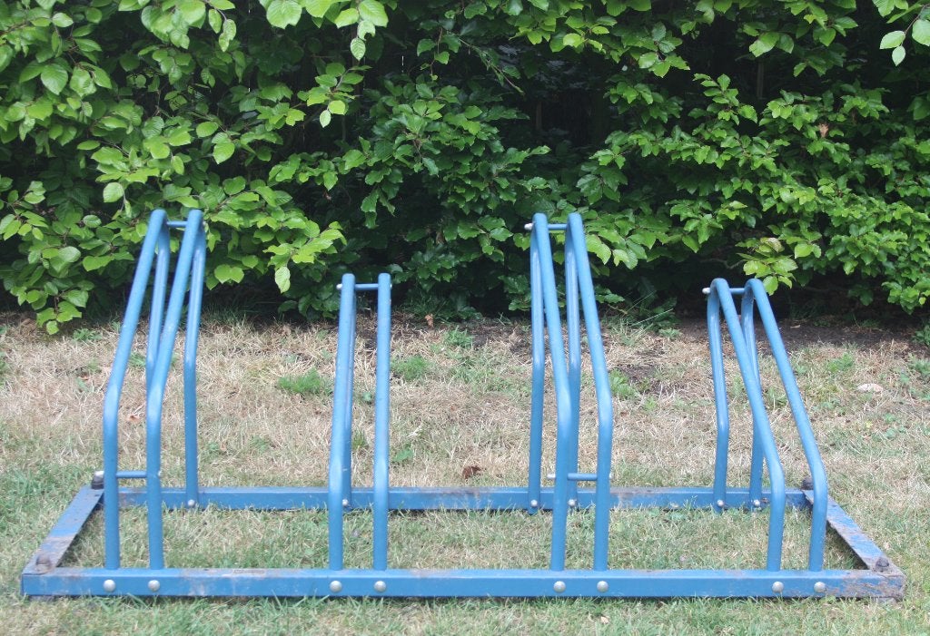 Blauw Metalen Fietsrek Voor 4 Fietsen, Enlèvement, Comme neuf