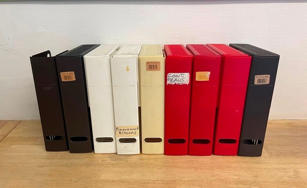 Porte-revues / Porte-documents à donner @ OXFAM, Enlèvement, Utilisé