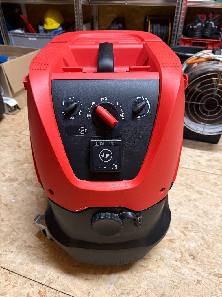 Milwaukee AS 30 MAC | M-KLASSE STOFZUIGER 30 Liter, Ophalen, Overige merken, Zo goed als nieuw, Industriële stofzuiger