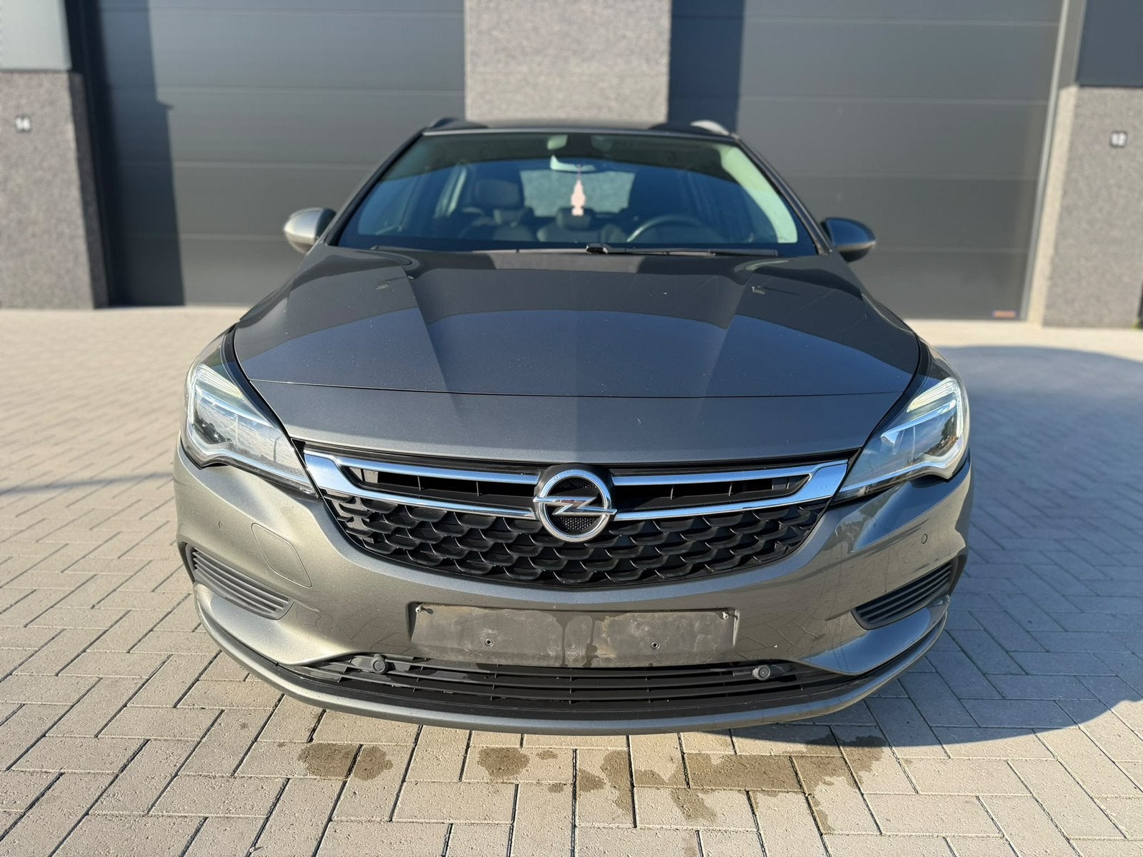 Opel astra - 1.6 ecotec diesel - euro 6b - 182.000 km, Auto's, https://public.car-pass.be/vhr/393be483-8f96-4c97-8e6a-7abbc36a42b7
