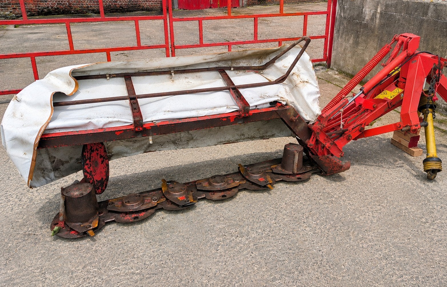 KUHN GMD 600 GII schijvenmaaier - 2,40 m - 2004, Enlèvement, Élevage, Agricole